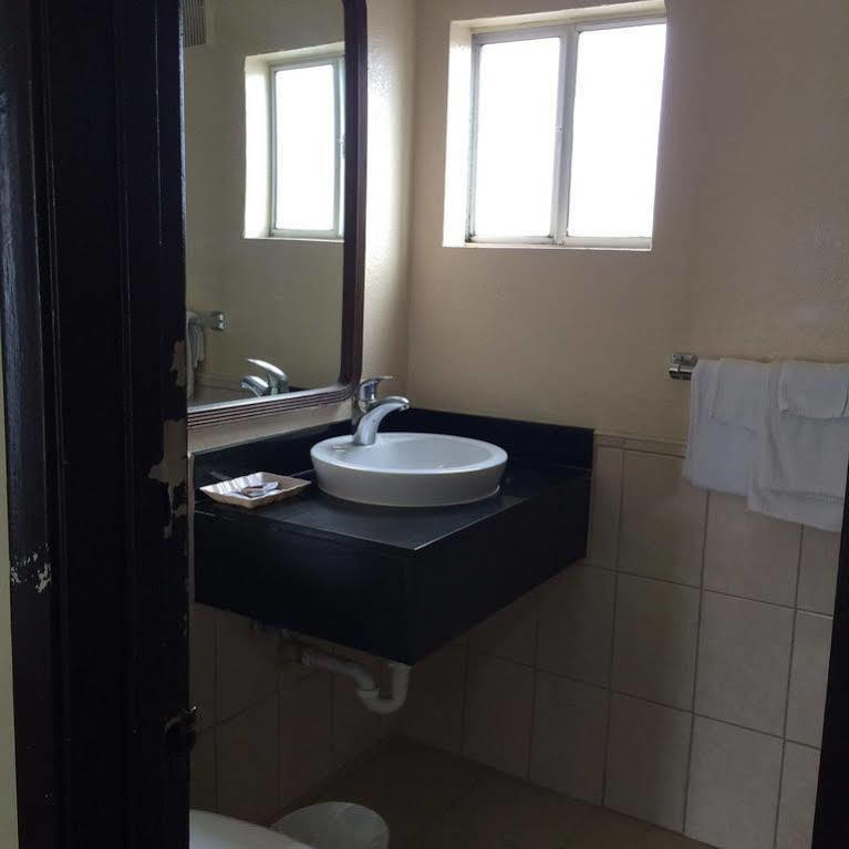 לוס אנג'לס Value Inn Hollywood מראה חיצוני תמונה